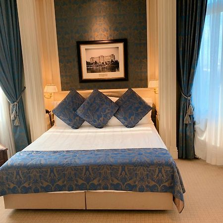 Hotel Ambience Plaza Jmd - Delhi Airport Нью-Дели Экстерьер фото